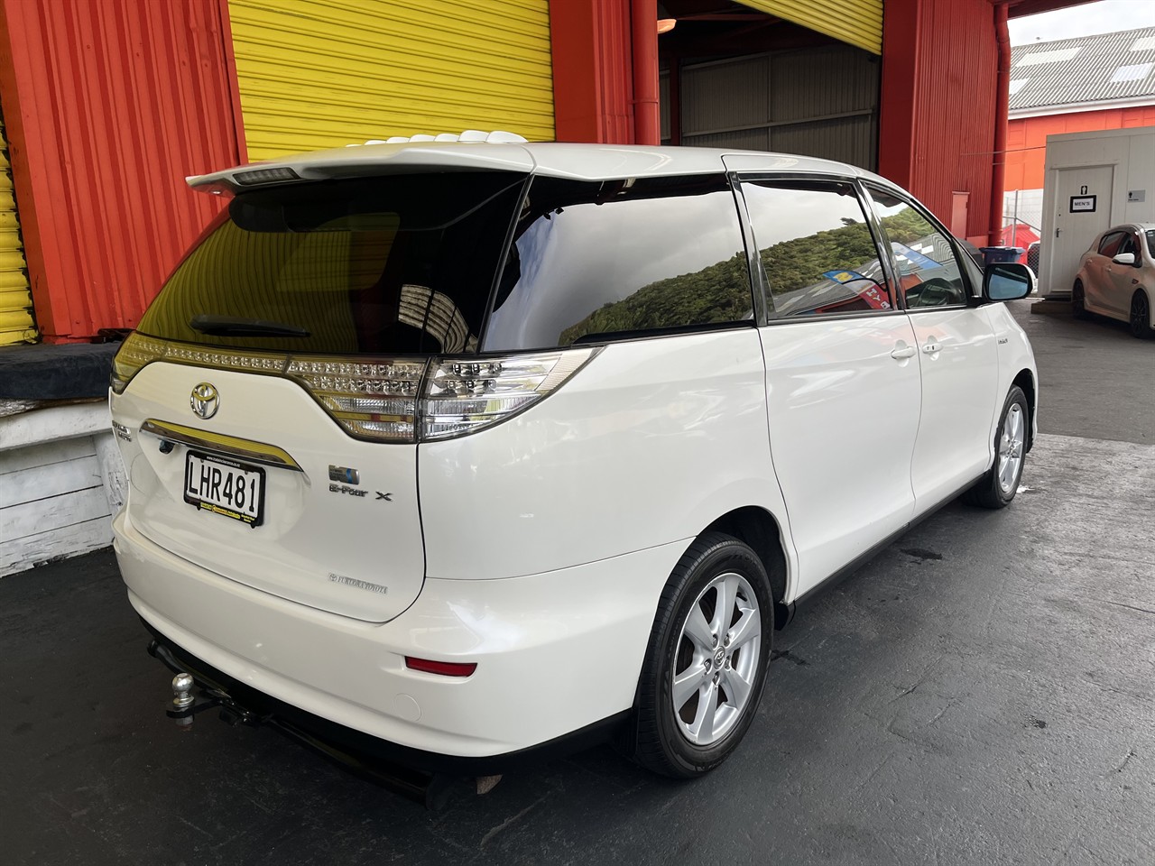 2006 Toyota Estima