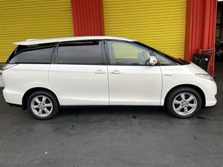 2006 Toyota Estima - Thumbnail
