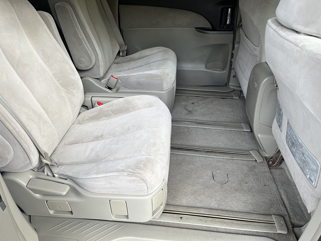 2006 Toyota Estima