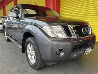 2012 Nissan Navara - Thumbnail