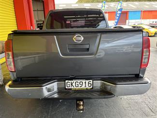 2012 Nissan Navara - Thumbnail