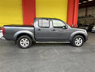 2012 Nissan Navara - Thumbnail