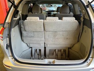 2006 Toyota Estima - Thumbnail