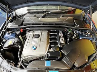2005 BMW 323I - Thumbnail