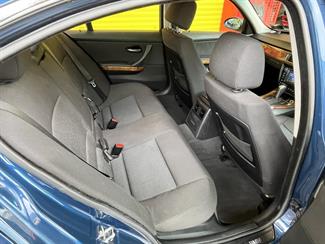 2005 BMW 323I - Thumbnail