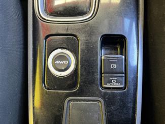 2017 Mitsubishi Outlander - Thumbnail