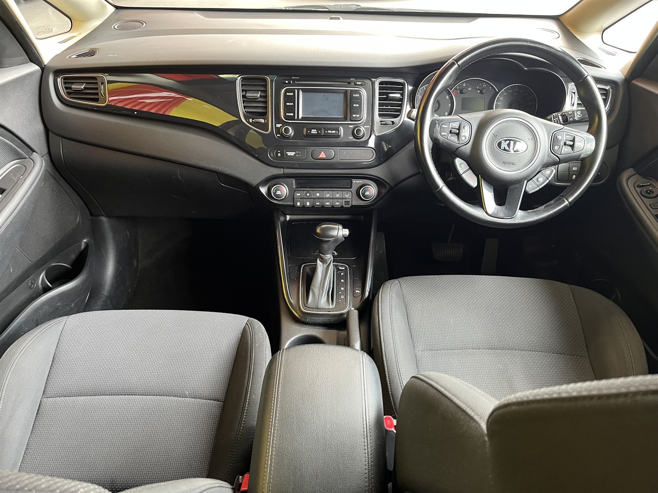 2014 Kia Carens