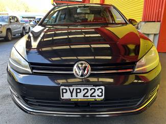 2013 Volkswagen Golf - Thumbnail