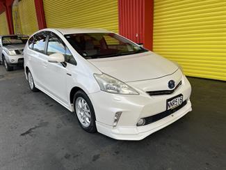 2012 Toyota Prius - Thumbnail