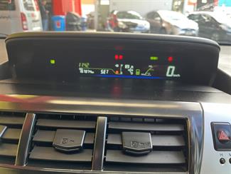 2012 Toyota Prius - Thumbnail